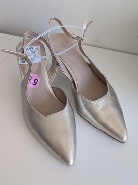 New Metallic Gold Pointed-Toe Slingback Pumps - Women's